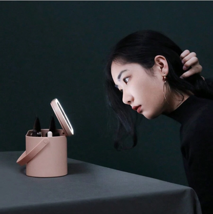 Bijin Light™ - (美人ライト)